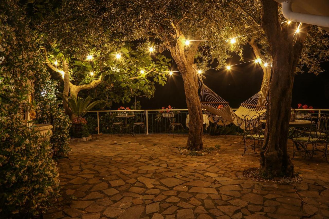 Villa Costanza Sorrento B&B Sant'Agnello Exterior photo
